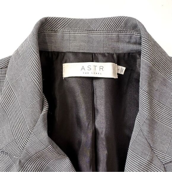 ASTR The Label Check Plaid Double Breasted Blazer Sz Small - Picture 11 of 16